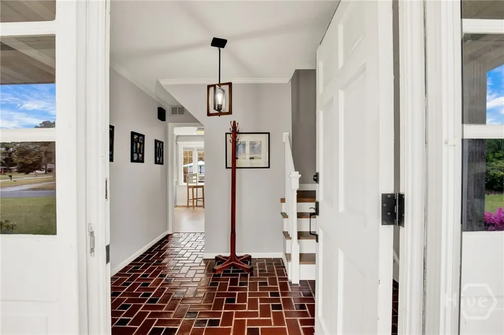 1 Inglesby Court Savannah GA 31406