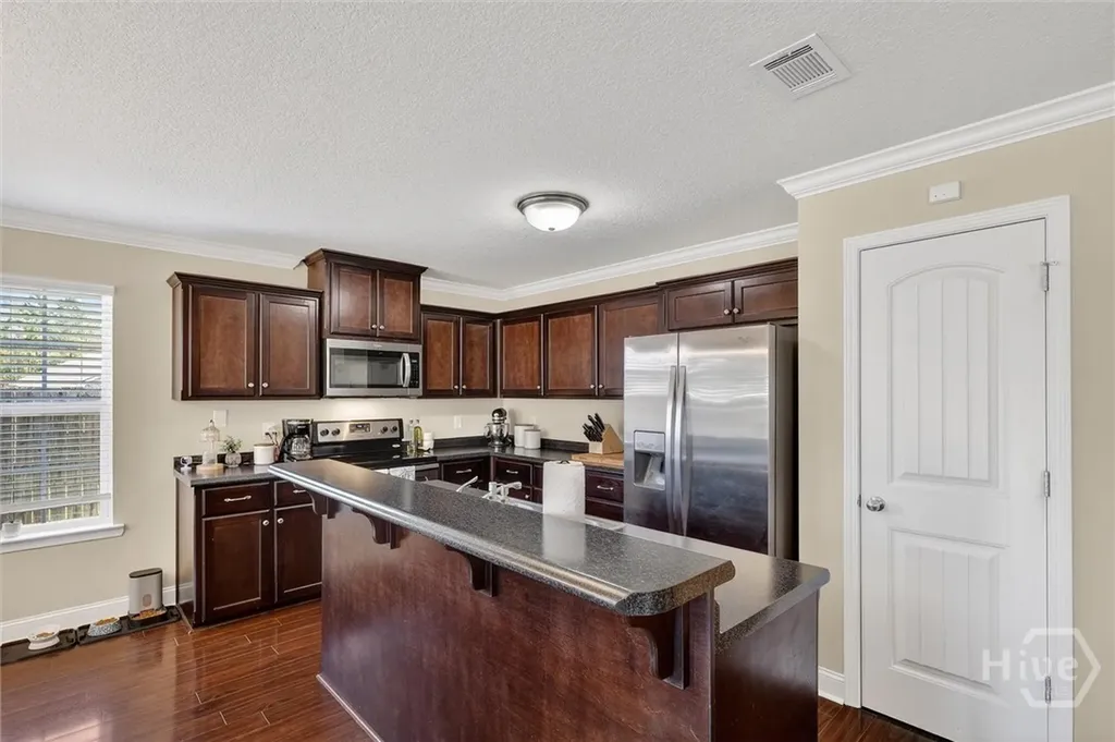 215 Nobel Crest Hinesville GA 31313