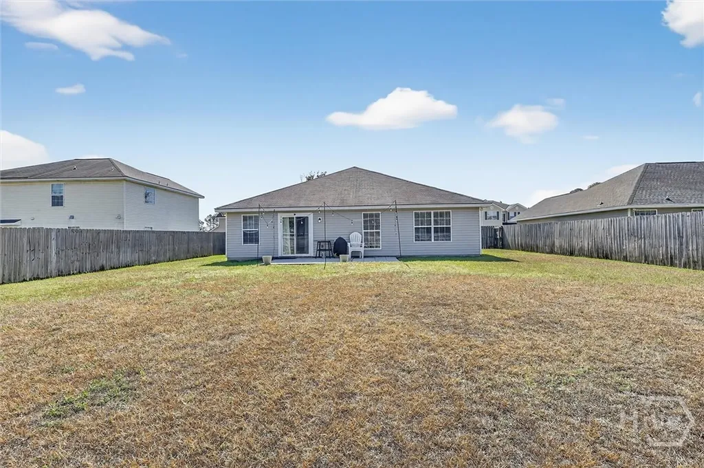 215 Nobel Crest Hinesville GA 31313
