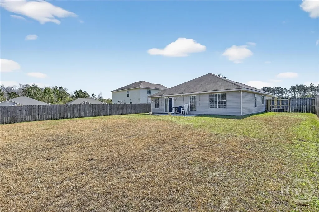 215 Nobel Crest Hinesville GA 31313