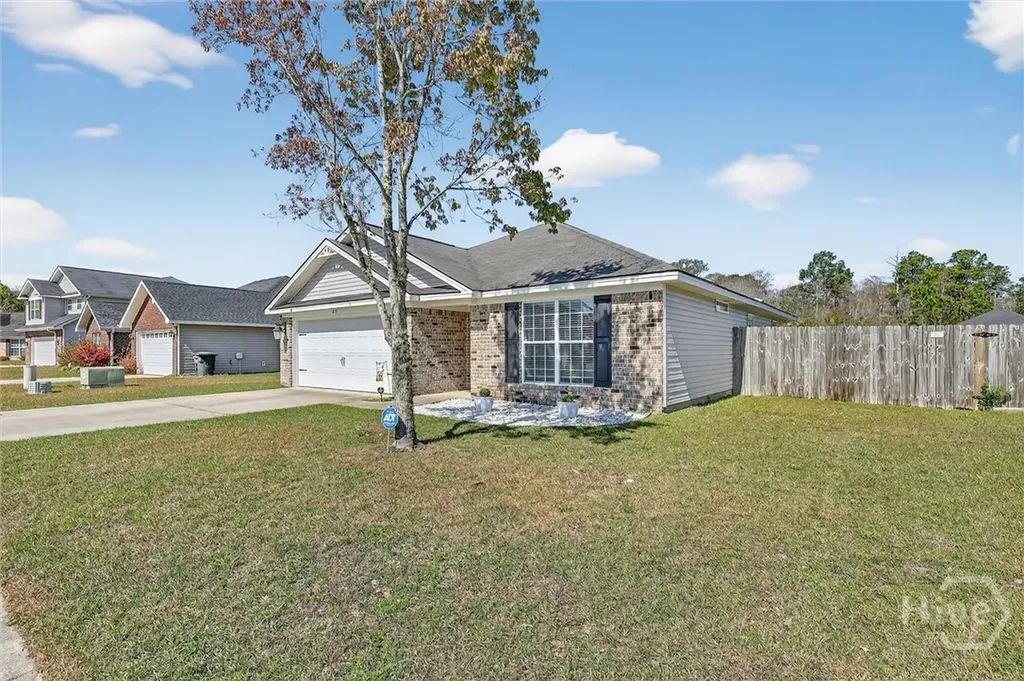 215 Nobel Crest Hinesville GA 31313