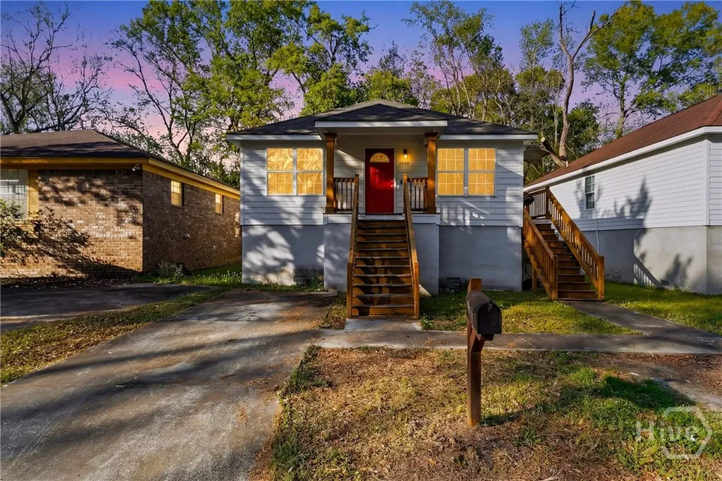 1908 Comet Avenue Savannah GA 31405