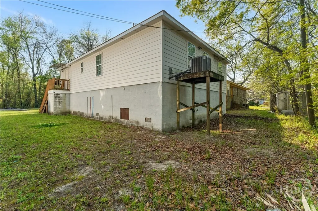 1908 Comet Avenue Savannah GA 31405