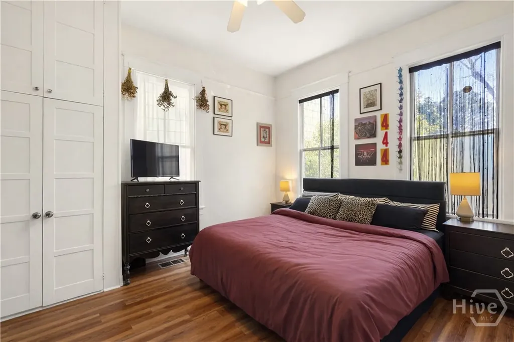 545 E Park Avenue Savannah GA 31401