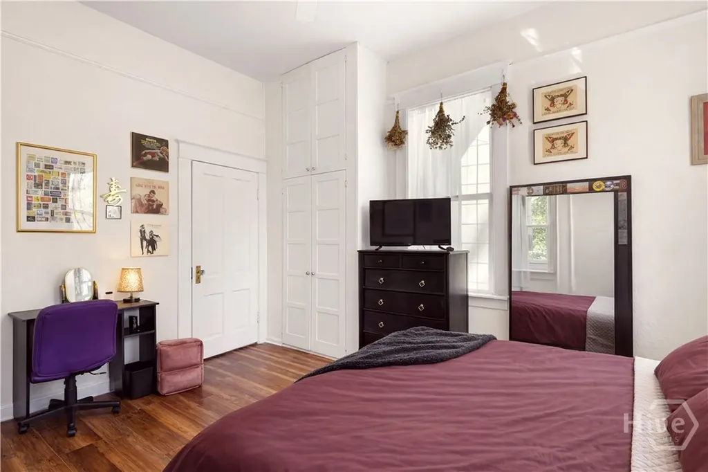545 E Park Avenue Savannah GA 31401
