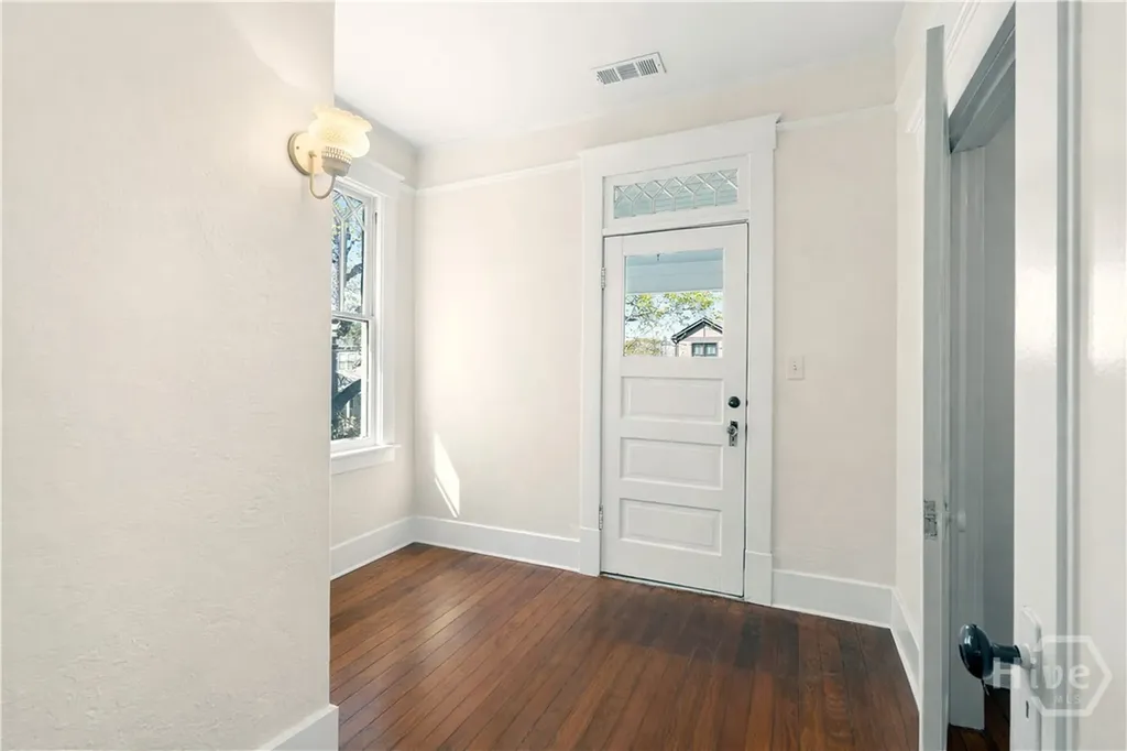 545 E Park Avenue Savannah GA 31401