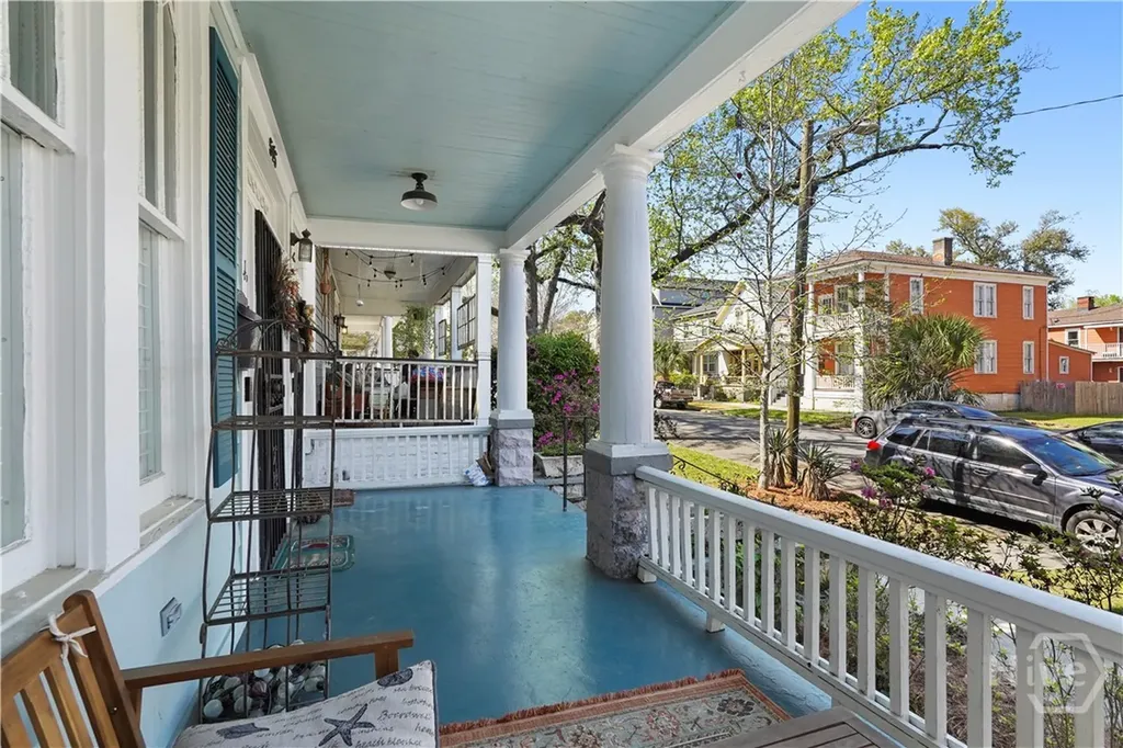 545 E Park Avenue Savannah GA 31401