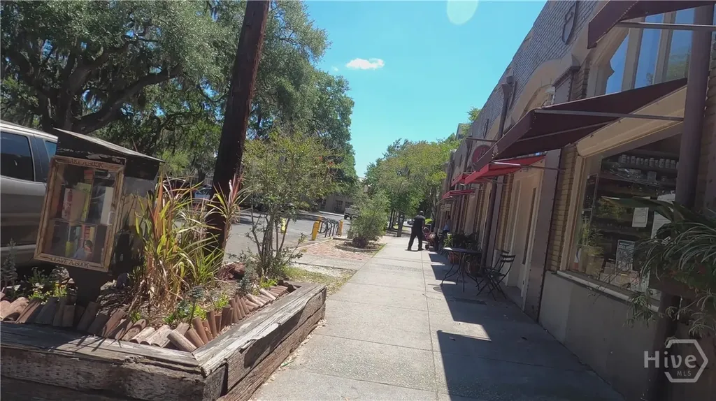 545 E Park Avenue Savannah GA 31401