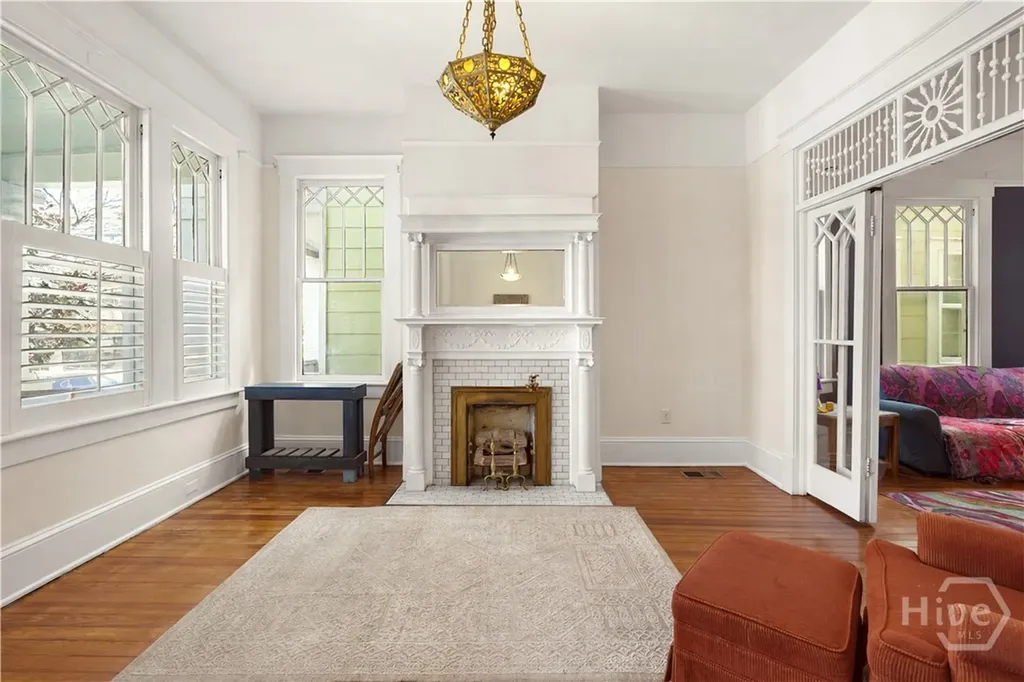 545 E Park Avenue Savannah GA 31401