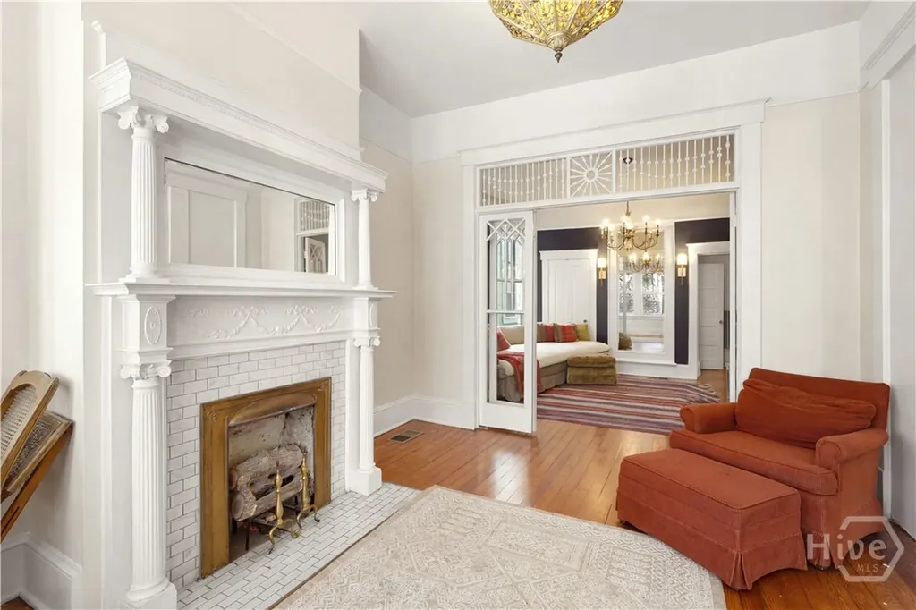 545 E Park Avenue Savannah GA 31401