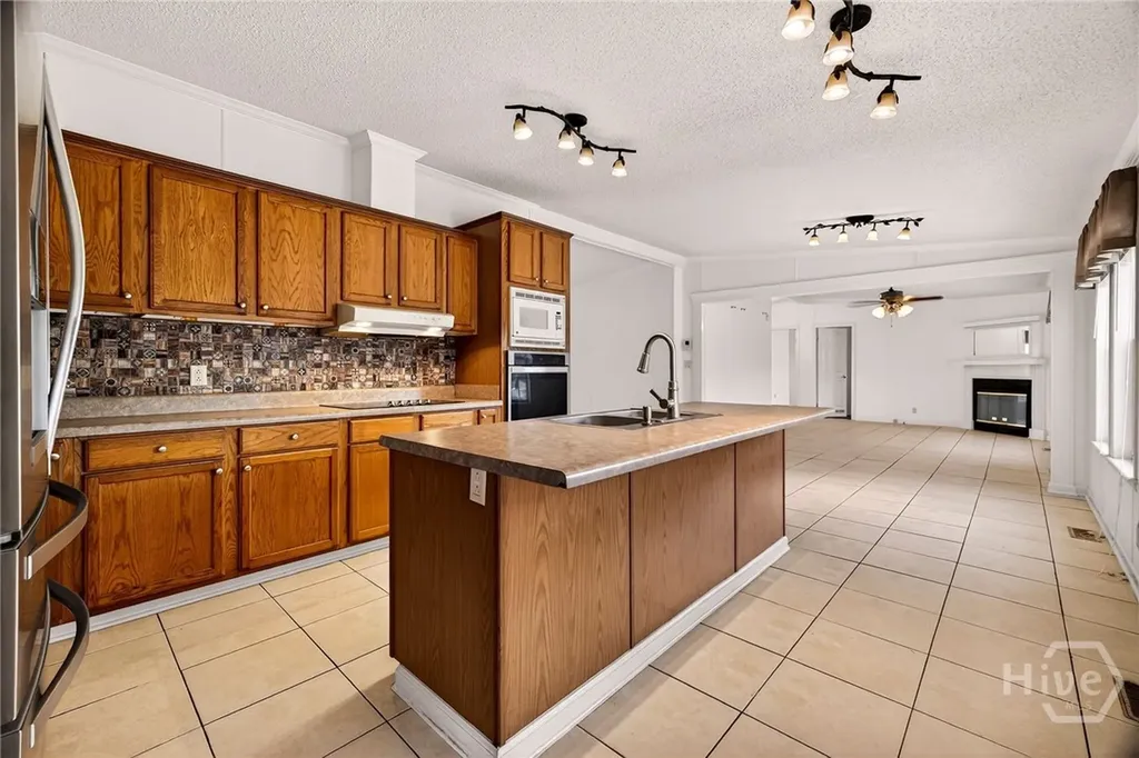 1323 Starling Road Pembroke GA 31321