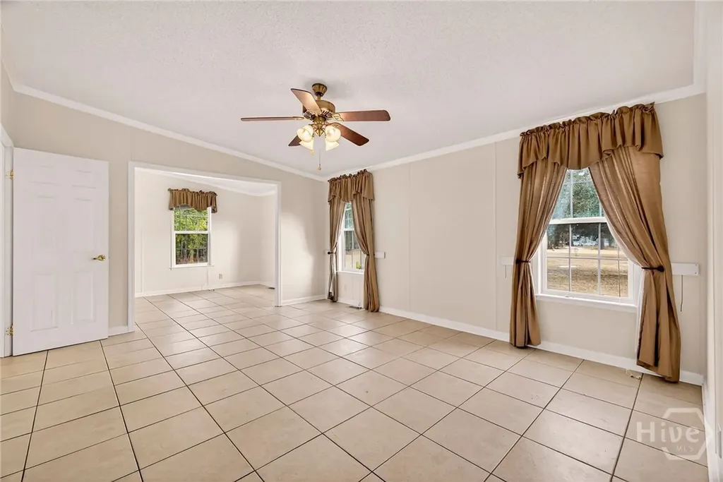 1323 Starling Road Pembroke GA 31321
