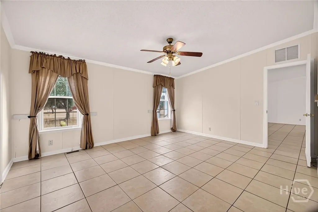 1323 Starling Road Pembroke GA 31321
