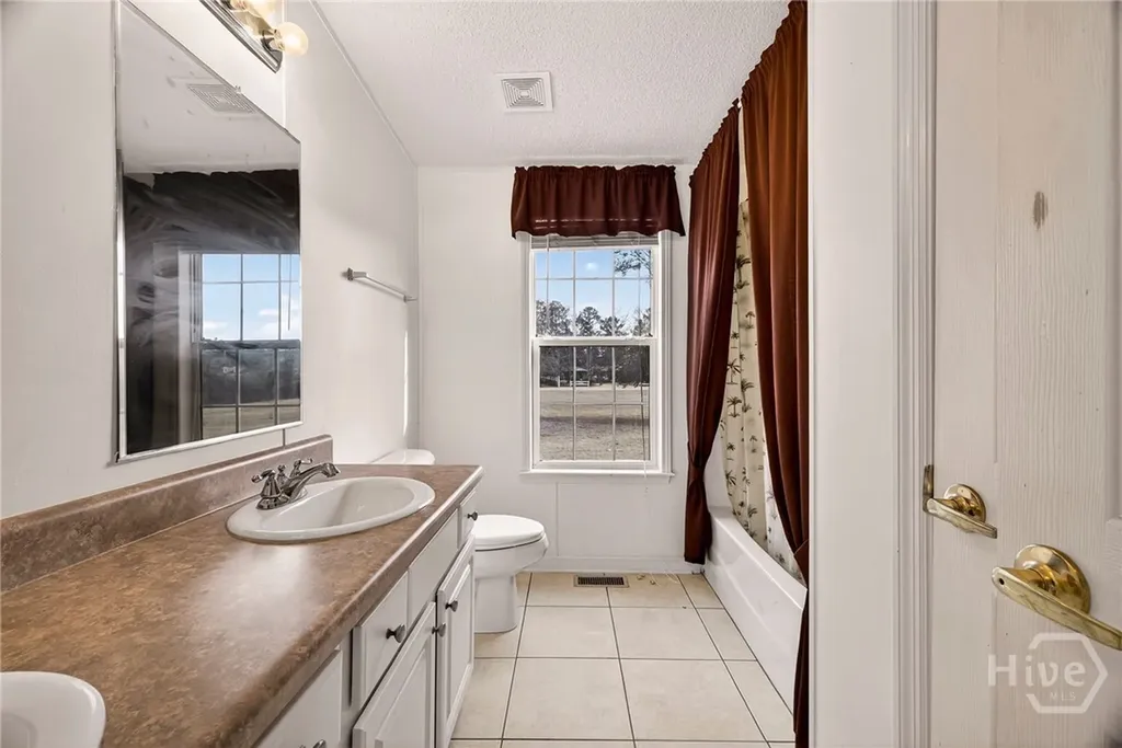 1323 Starling Road Pembroke GA 31321