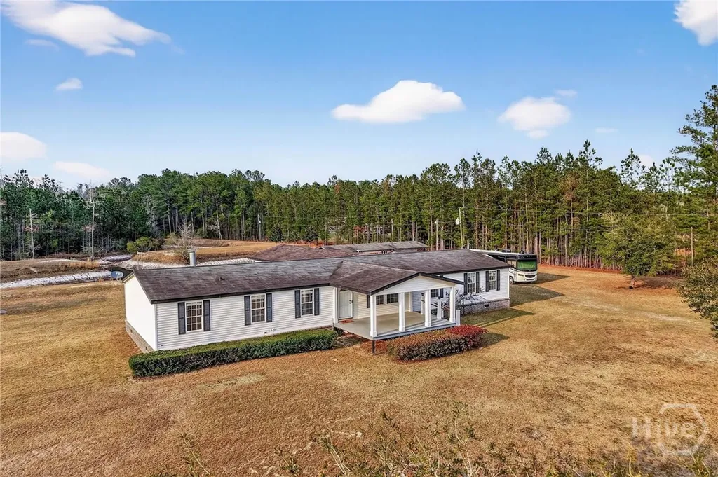 1323 Starling Road Pembroke GA 31321