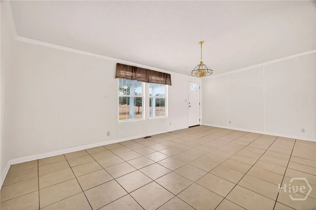 1323 Starling Road Pembroke GA 31321
