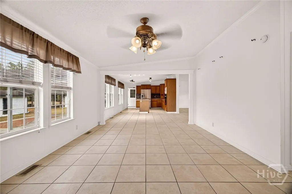 1323 Starling Road Pembroke GA 31321