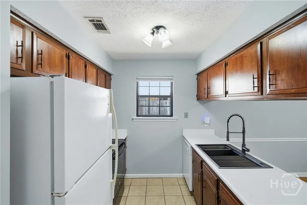 4 Flowering Peach Court Savannah GA 31419