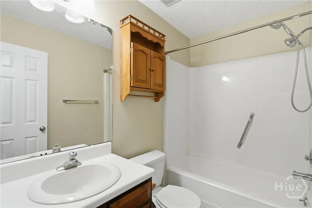 4 Flowering Peach Court Savannah GA 31419