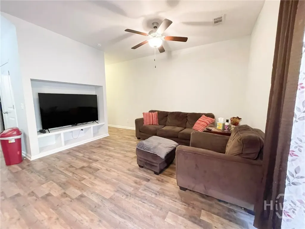 30 Walker Court Richmond Hill GA 31324