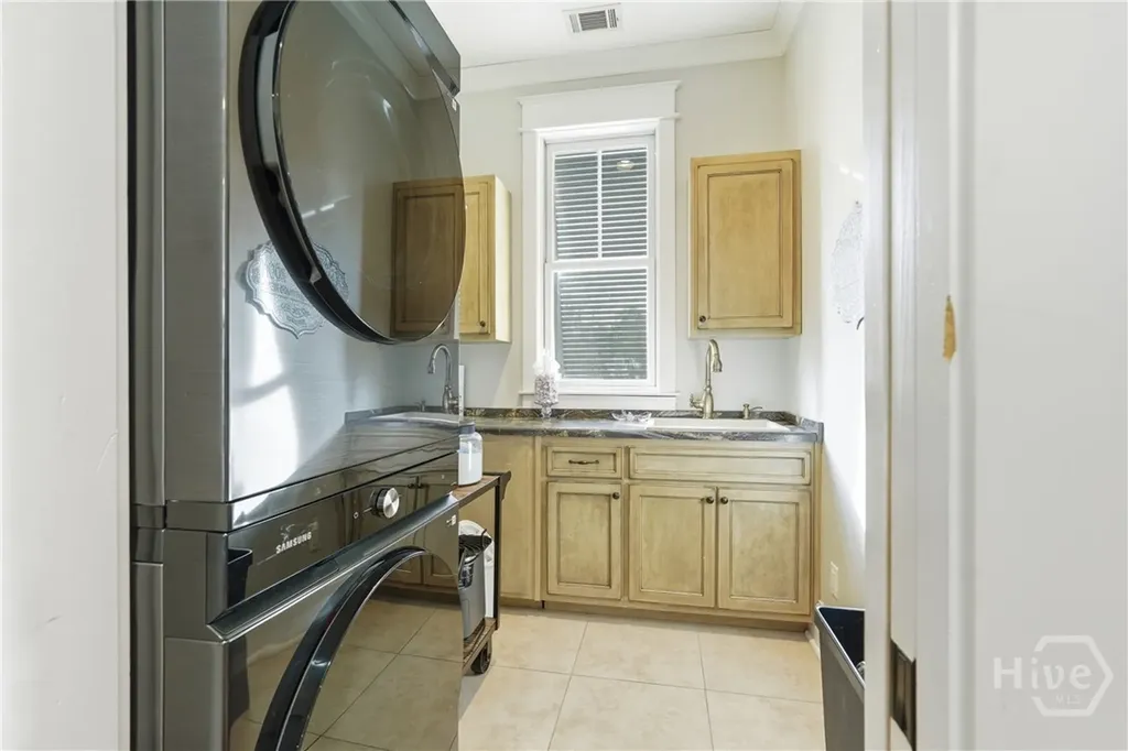 277 Catherine View Richmond Hill GA 31324