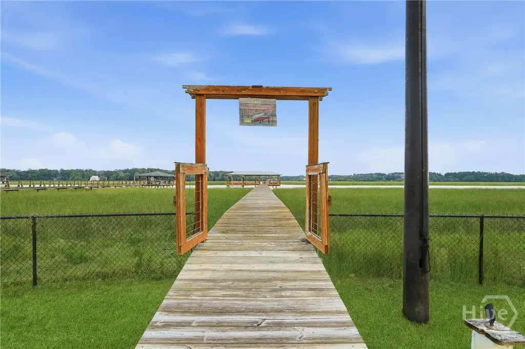277 Catherine View Richmond Hill GA 31324