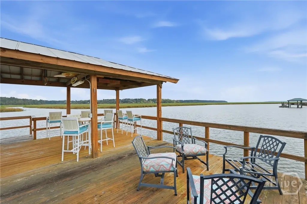 277 Catherine View Richmond Hill GA 31324
