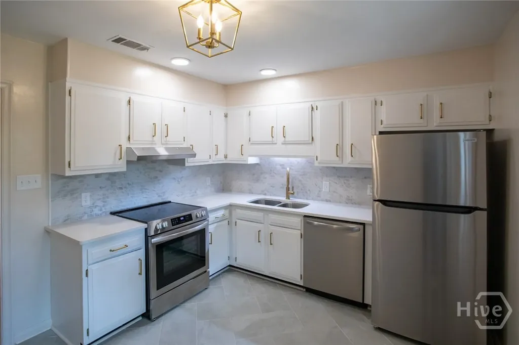 215 Brandywine Road Savannah GA 31405