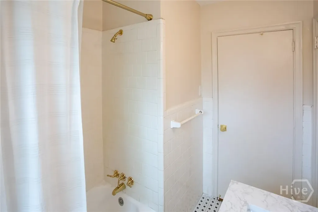 215 Brandywine Road Savannah GA 31405