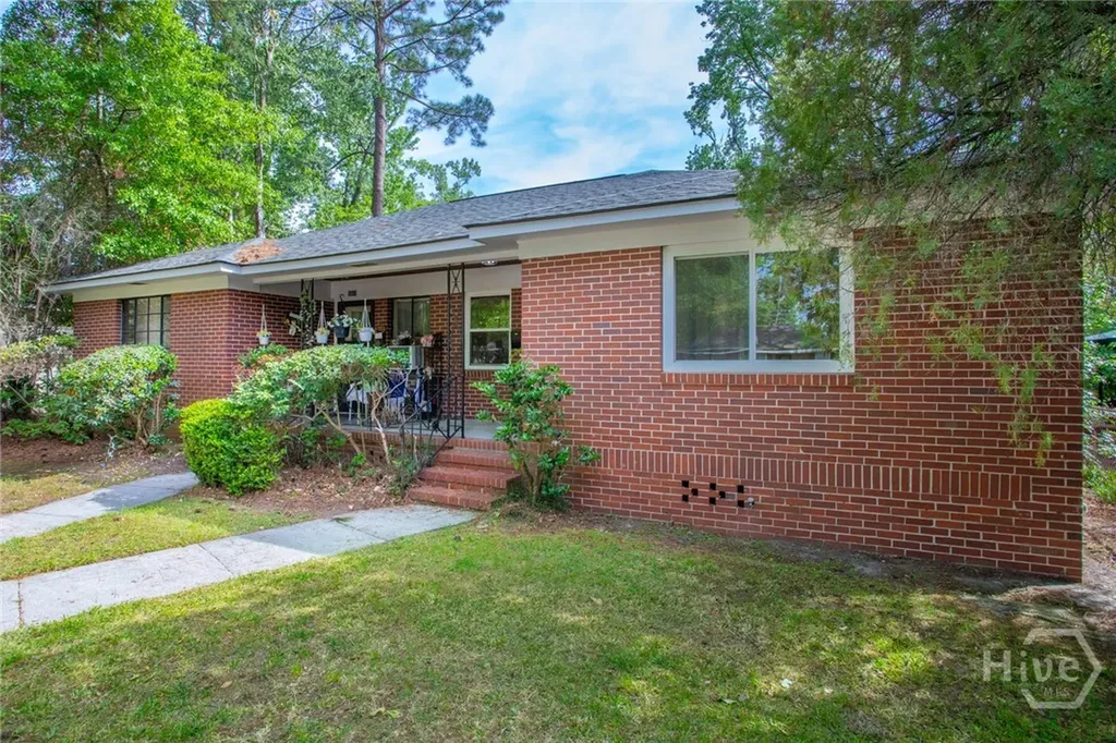 215 Brandywine Road Savannah GA 31405
