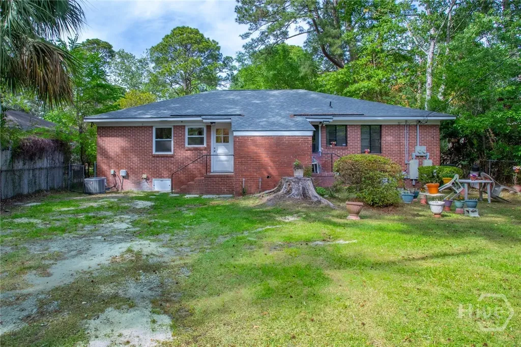 215 Brandywine Road Savannah GA 31405