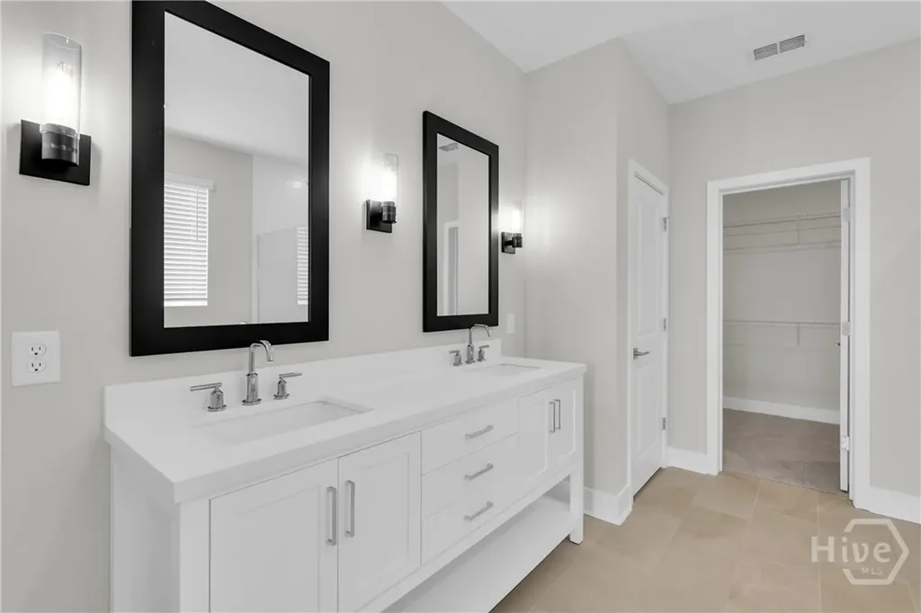 169 Mage Street Savannah GA 31302