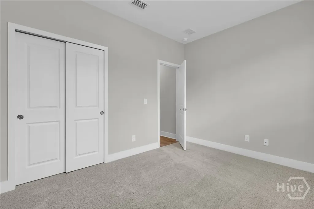 169 Mage Street Savannah GA 31302