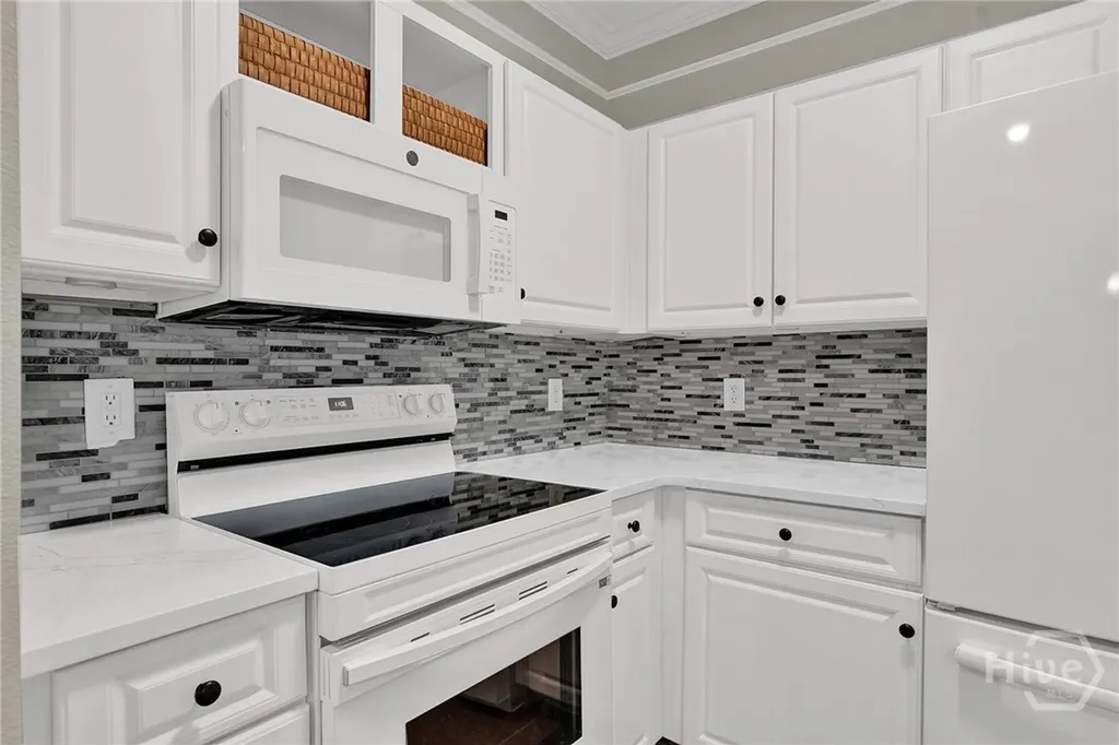 2516 Whitemarsh Way Savannah GA 31410