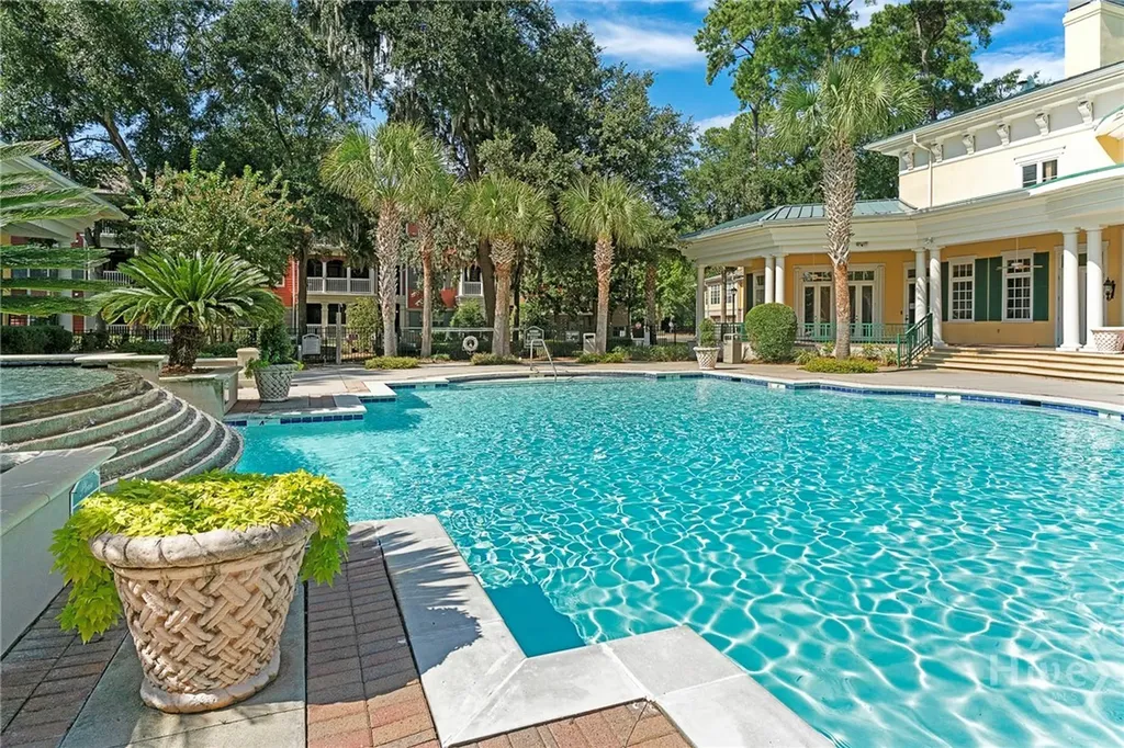 2516 Whitemarsh Way Savannah GA 31410