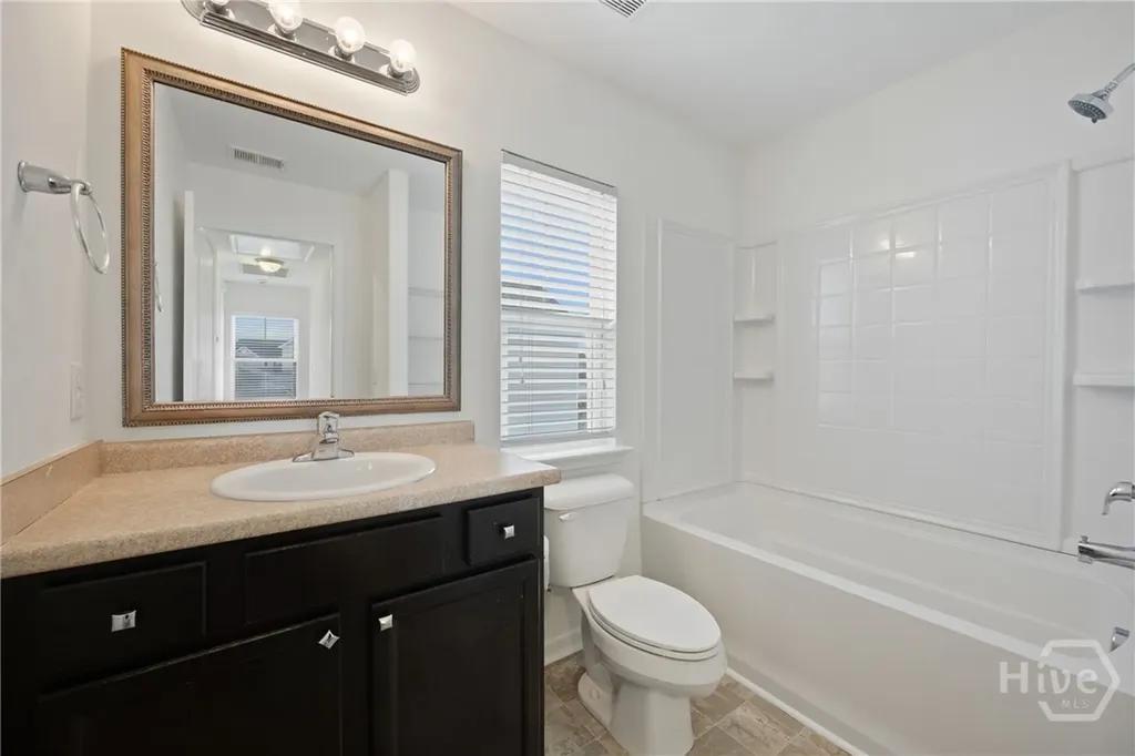 203 Lakepointe Drive Savannah GA 31407