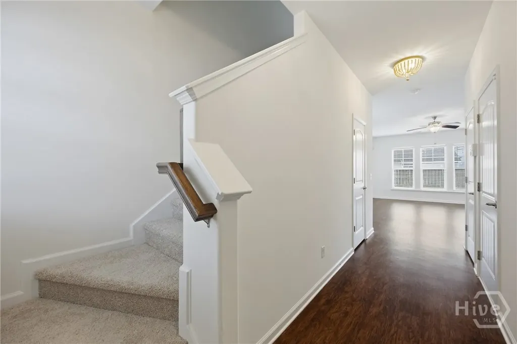 203 Lakepointe Drive Savannah GA 31407
