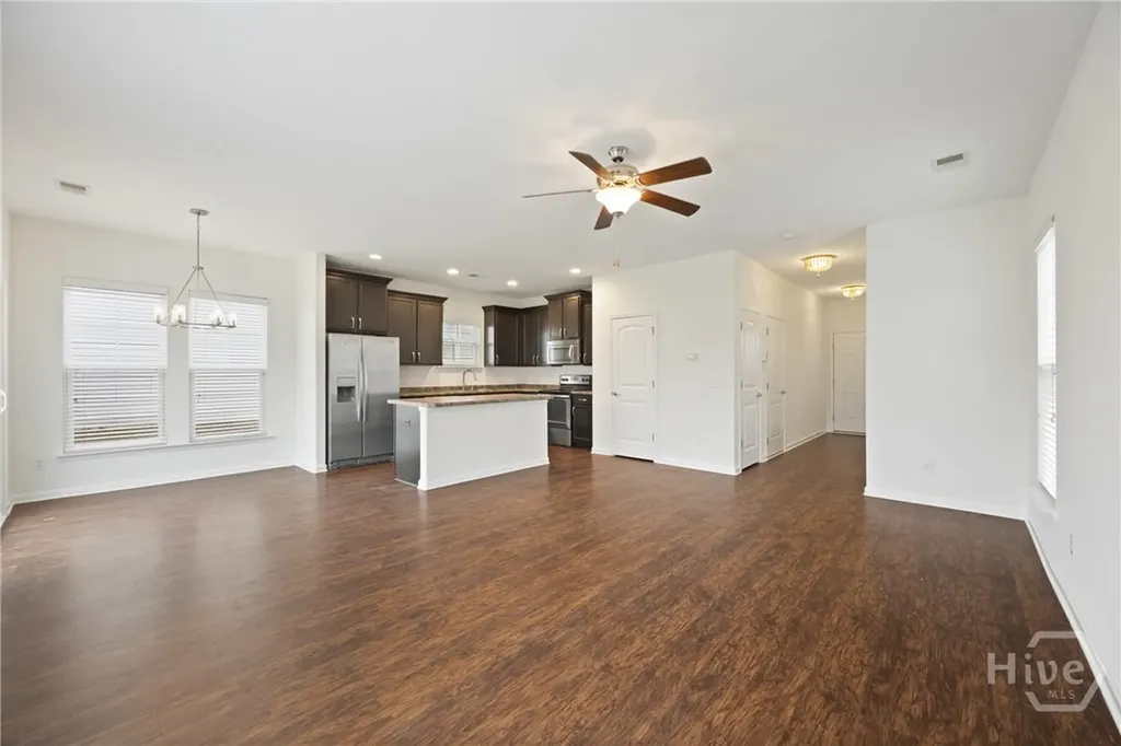 203 Lakepointe Drive Savannah GA 31407