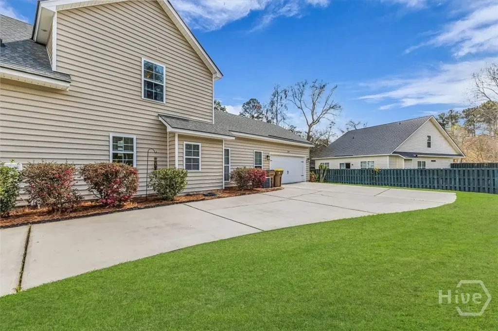 115 Golden Rod Loop Richmond Hill GA 31324
