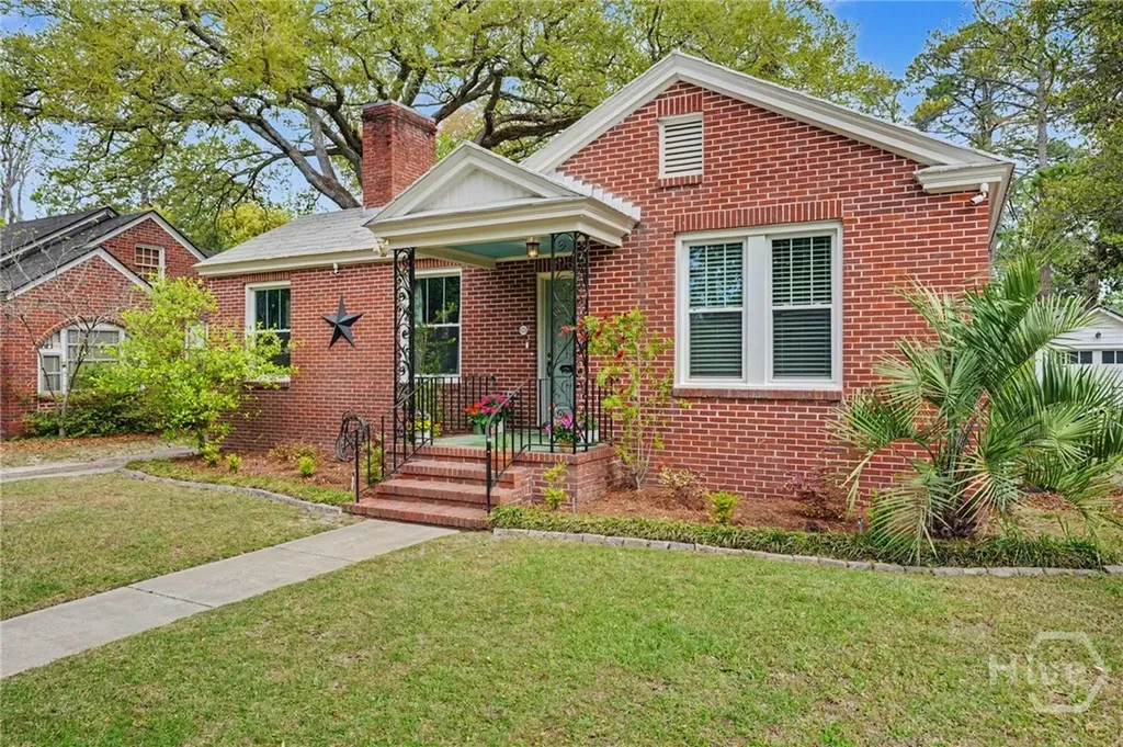 628 E 57th Street Savannah GA 31405