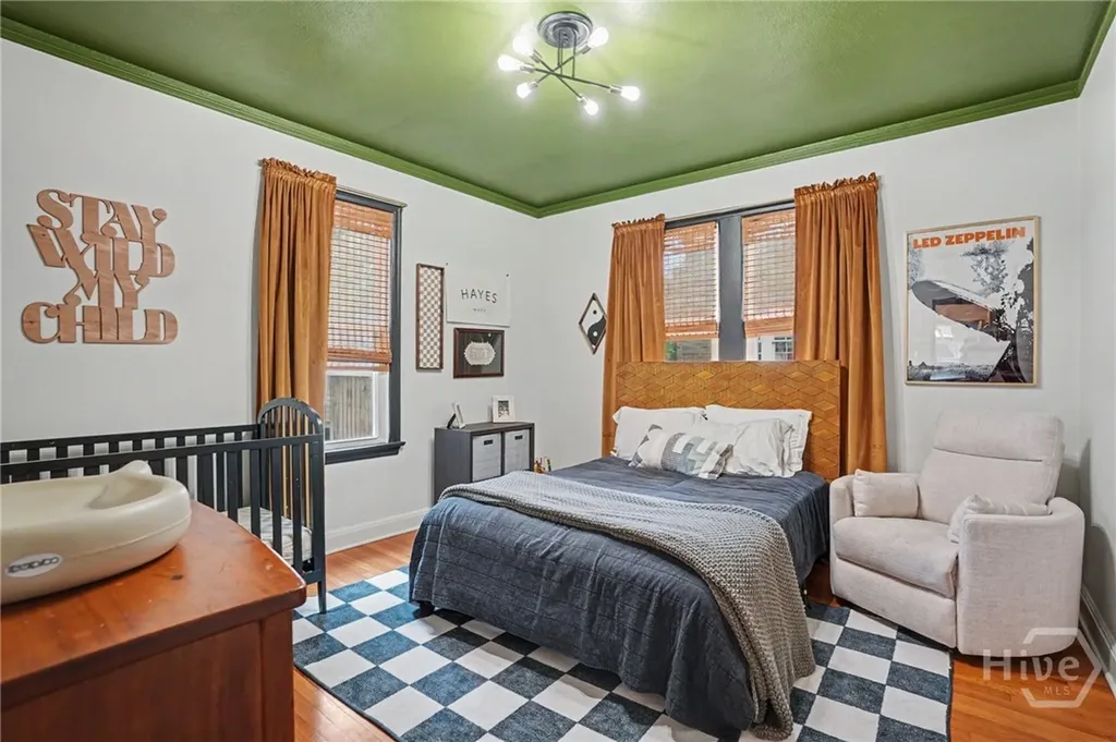 628 E 57th Street Savannah GA 31405