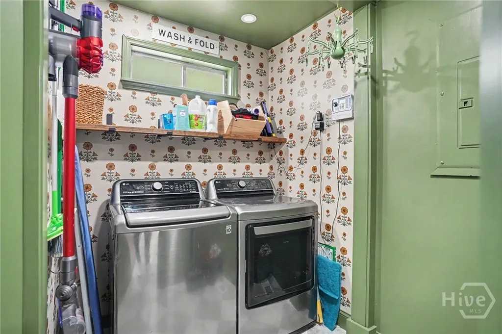 628 E 57th Street Savannah GA 31405