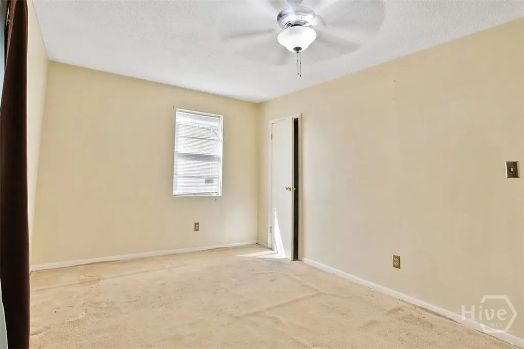 2223 N Fernwood Court Savannah GA 31404