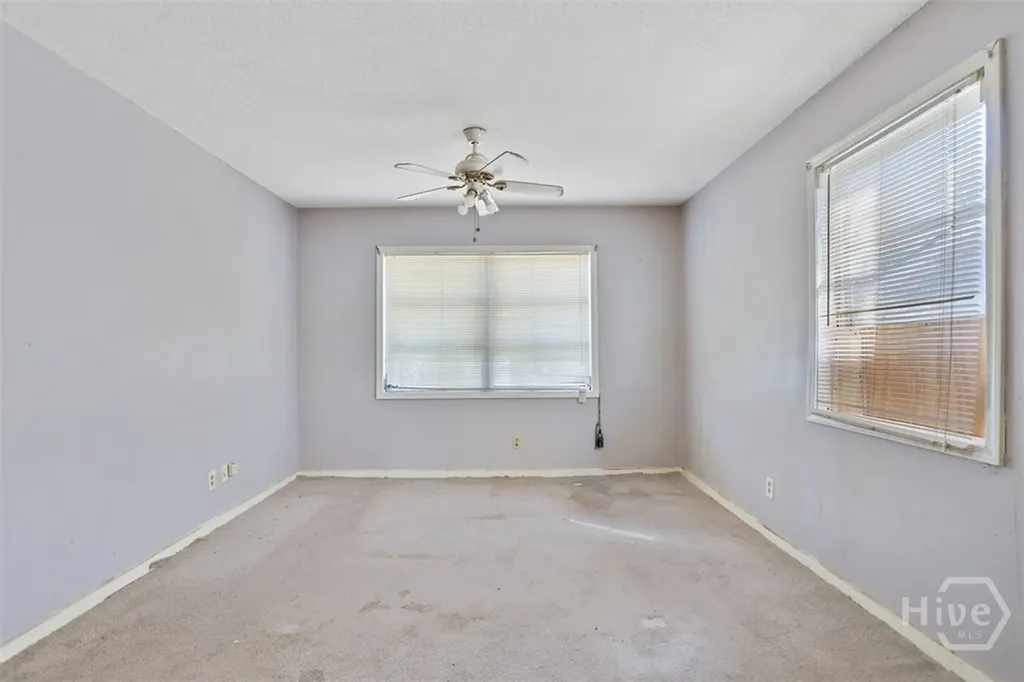 2223 N Fernwood Court Savannah GA 31404