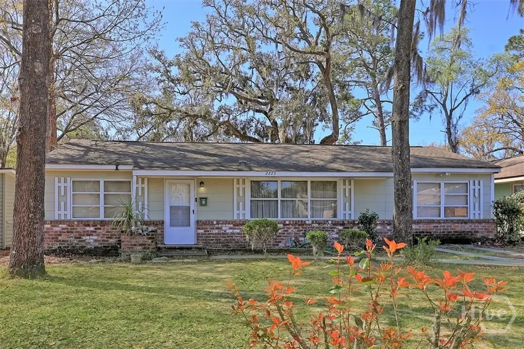 2223 N Fernwood Court Savannah GA 31404