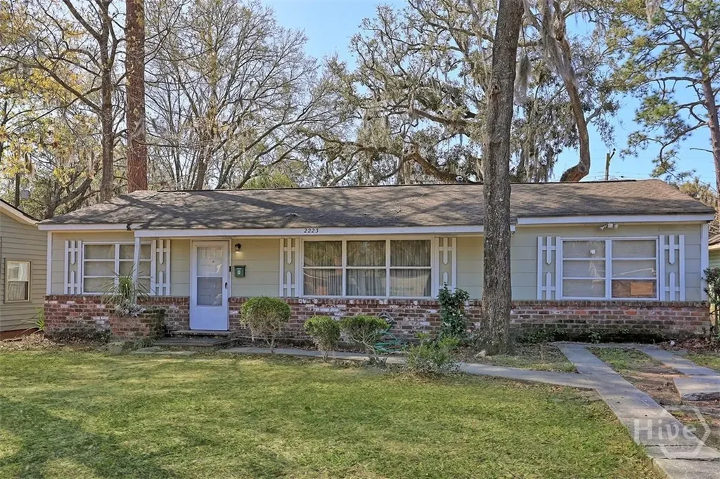 2223 N Fernwood Court Savannah GA 31404