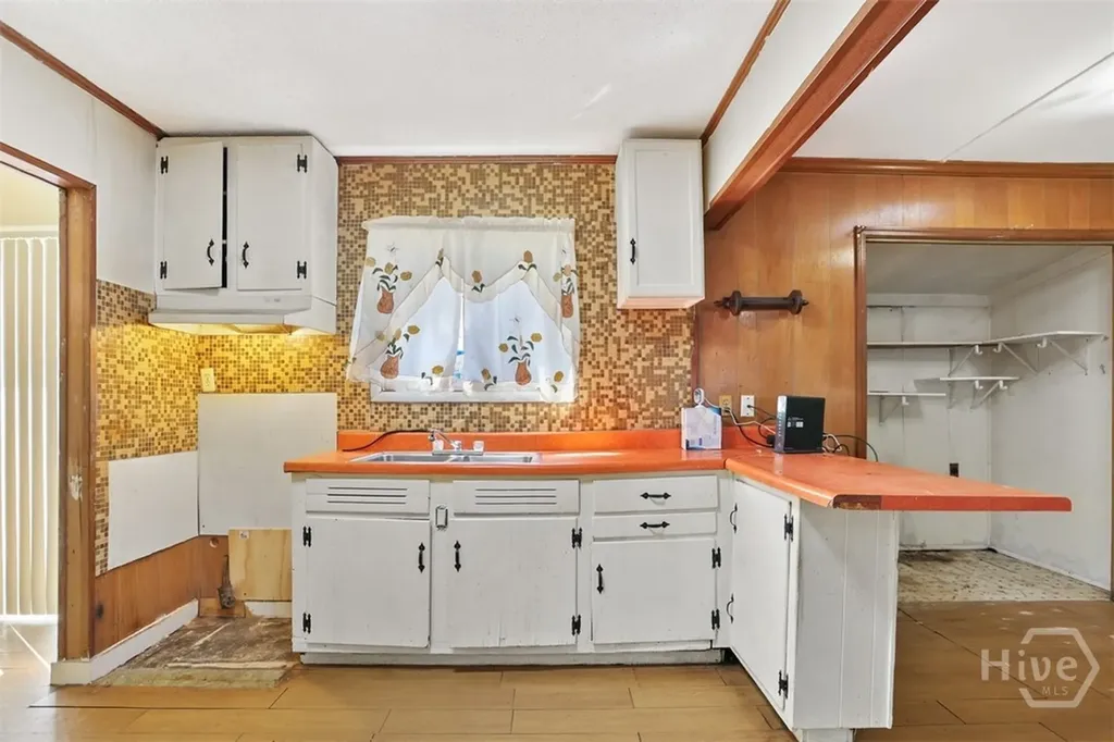 2223 N Fernwood Court Savannah GA 31404