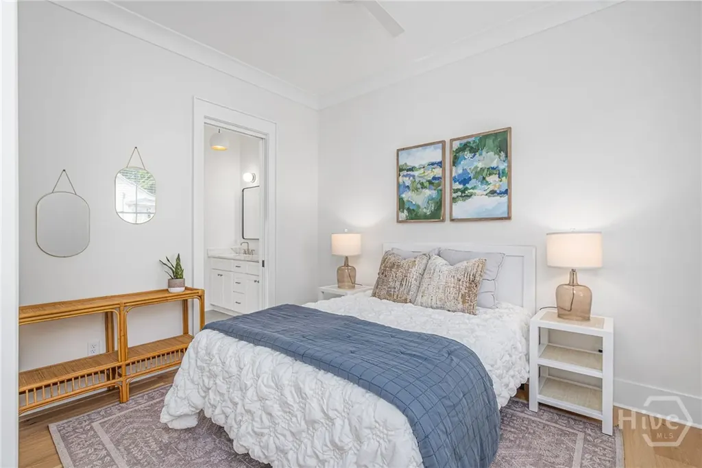 218 W 43rd Street Savannah GA 31401