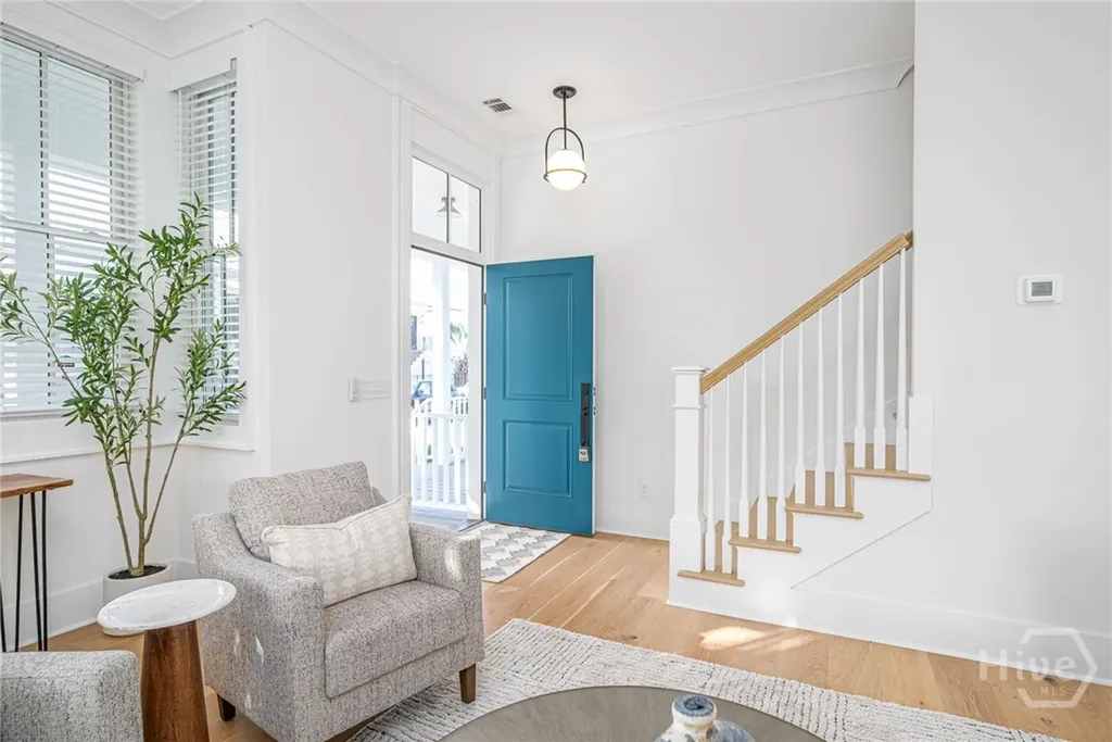 218 W 43rd Street Savannah GA 31401