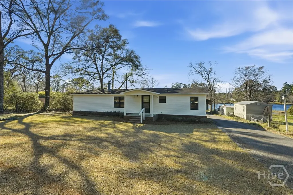 58 Pine Ridge Court Ellabell GA 31308